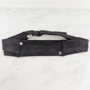 Lululemon Fast and Free Running Belt Size S/M